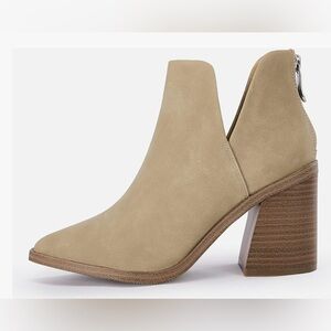 Pointed Toe Stacked Mid Heel Ankle Boots V Cut Back Zipper Faux Leather Booties